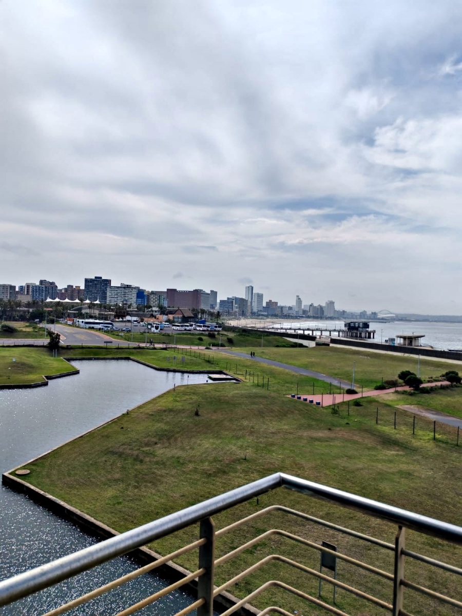 1 Bedroom Property for Sale in Point Waterfront KwaZulu-Natal