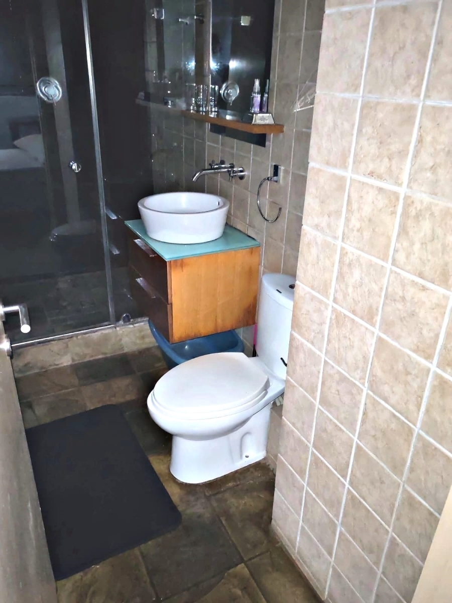 1 Bedroom Property for Sale in Point Waterfront KwaZulu-Natal