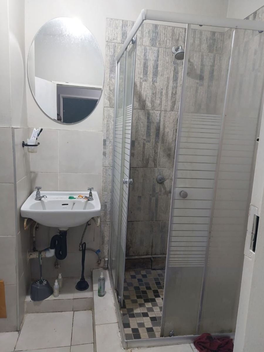 2 Bedroom Property for Sale in Scottsville KwaZulu-Natal