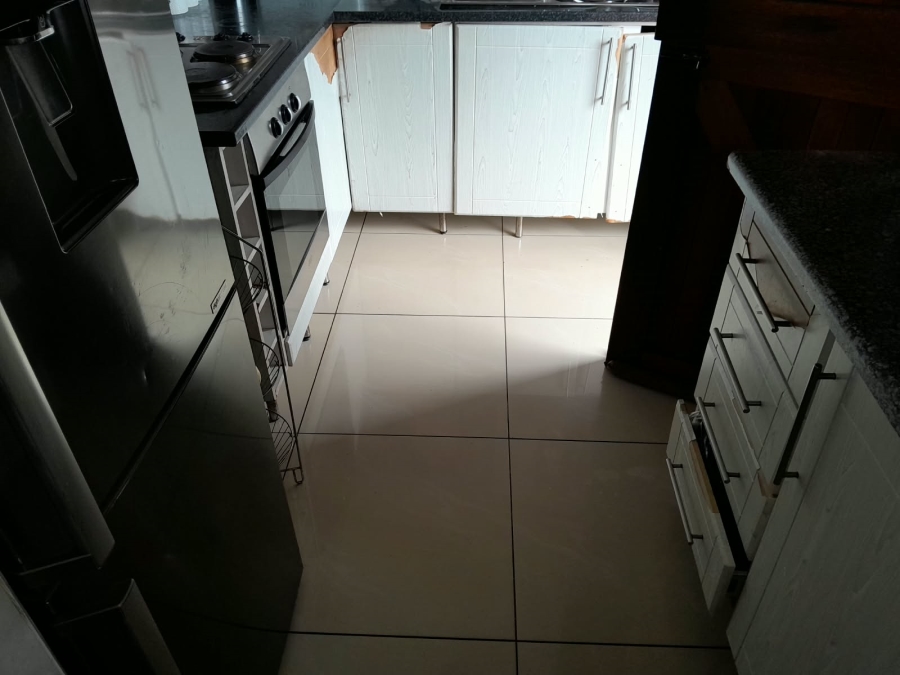 To Let 3 Bedroom Property for Rent in Orient Hills KwaZulu-Natal