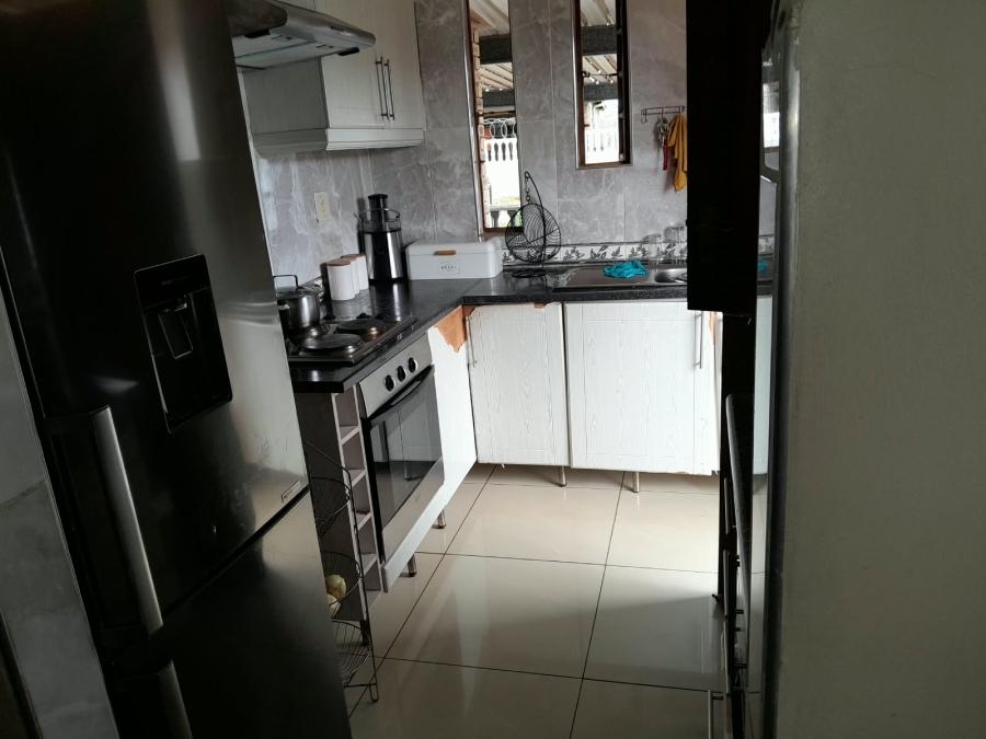 To Let 3 Bedroom Property for Rent in Orient Hills KwaZulu-Natal