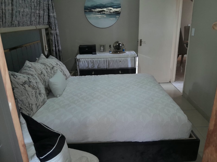To Let 3 Bedroom Property for Rent in Orient Hills KwaZulu-Natal
