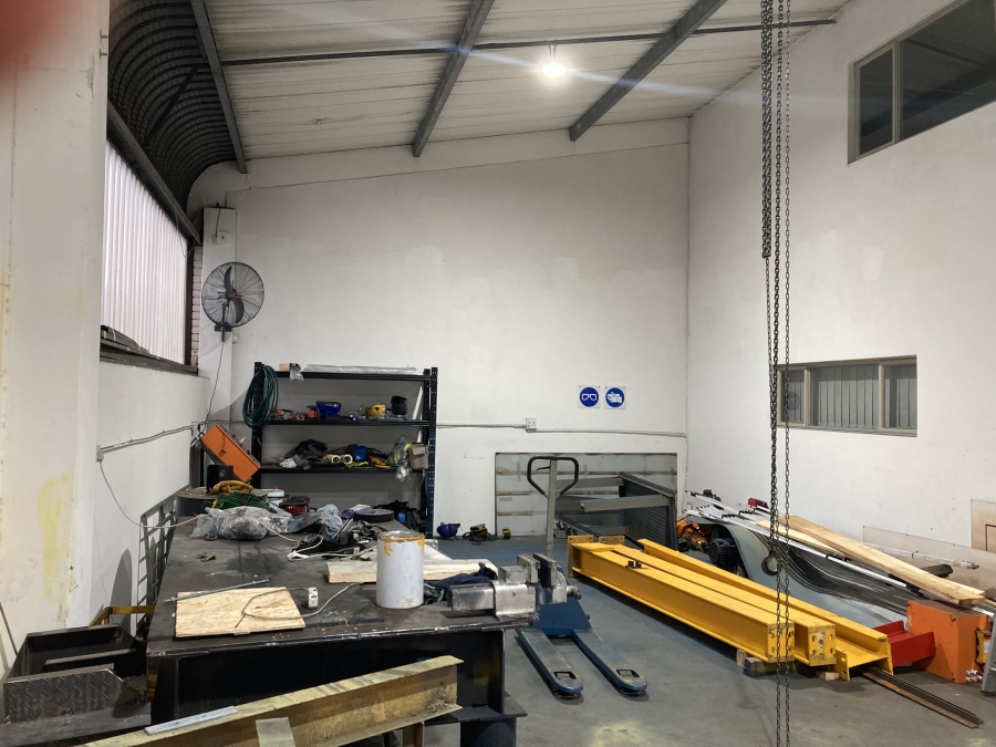 To Let Commercial Property for Rent in Westmead KwaZulu-Natal