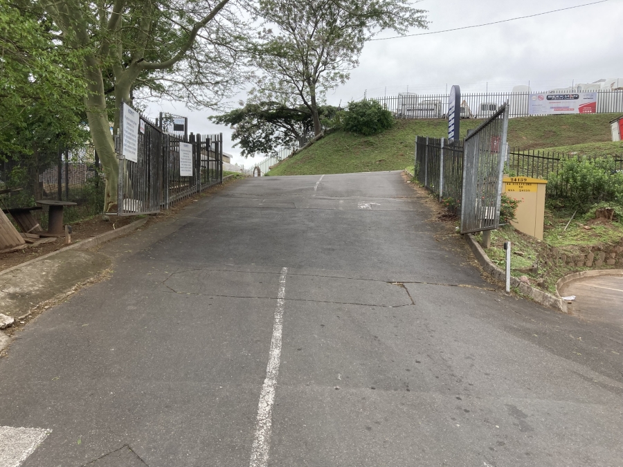 To Let Commercial Property for Rent in Westmead KwaZulu-Natal