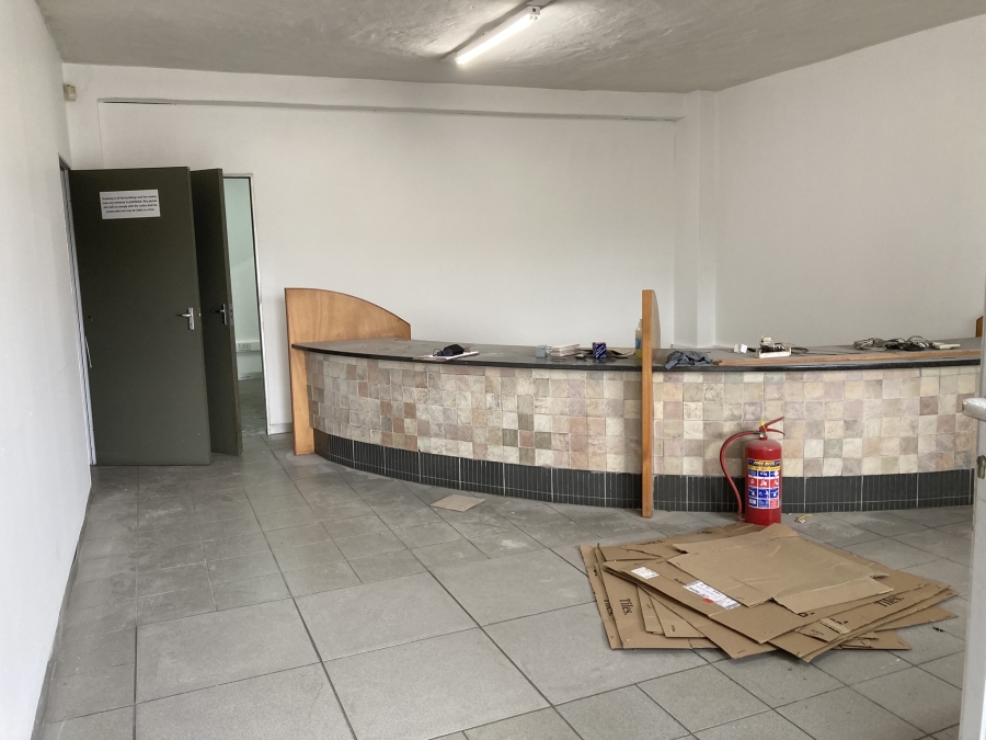 To Let Commercial Property for Rent in Westmead KwaZulu-Natal