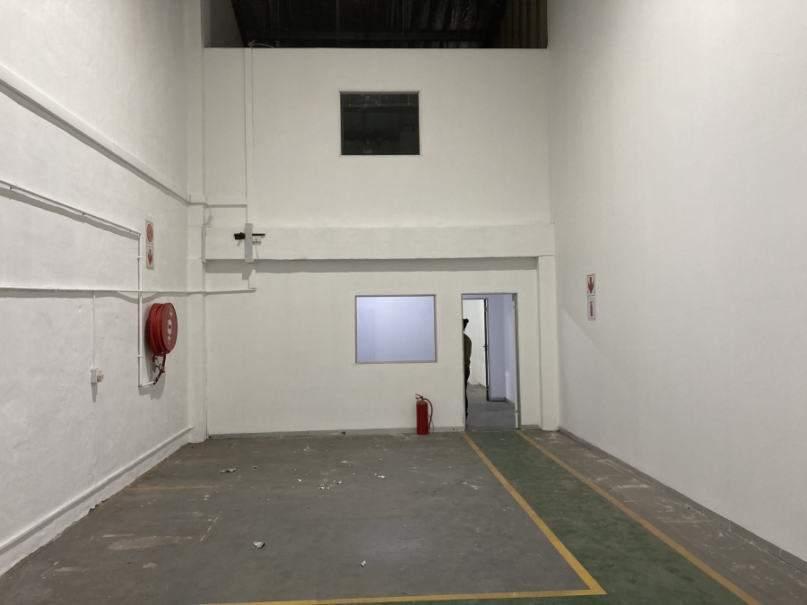 To Let Commercial Property for Rent in Westmead KwaZulu-Natal