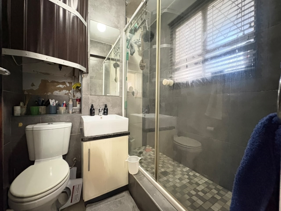 1 Bedroom Property for Sale in North Beach KwaZulu-Natal