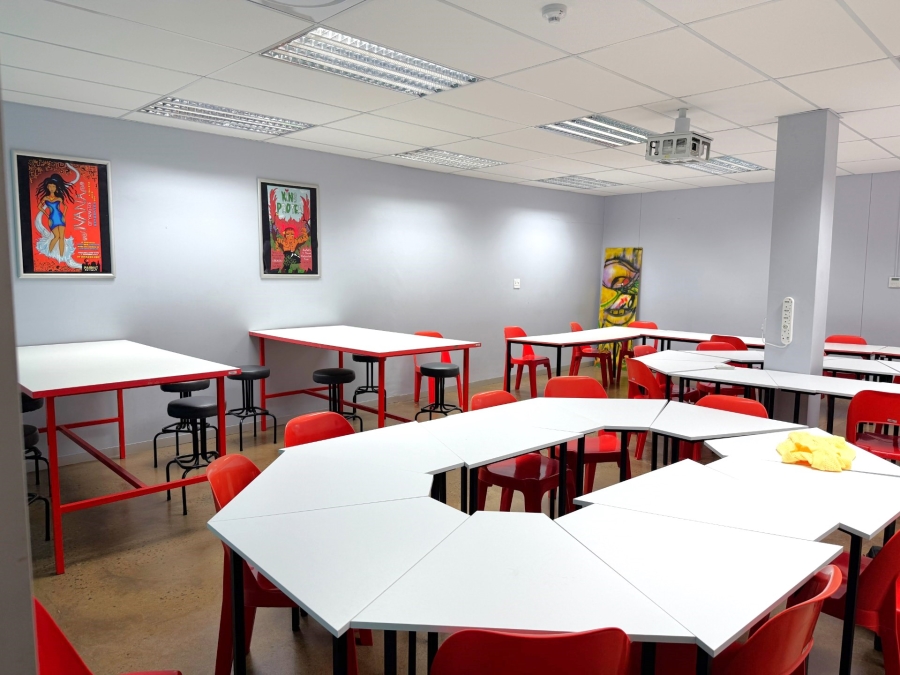 To Let Commercial Property for Rent in La Lucia KwaZulu-Natal