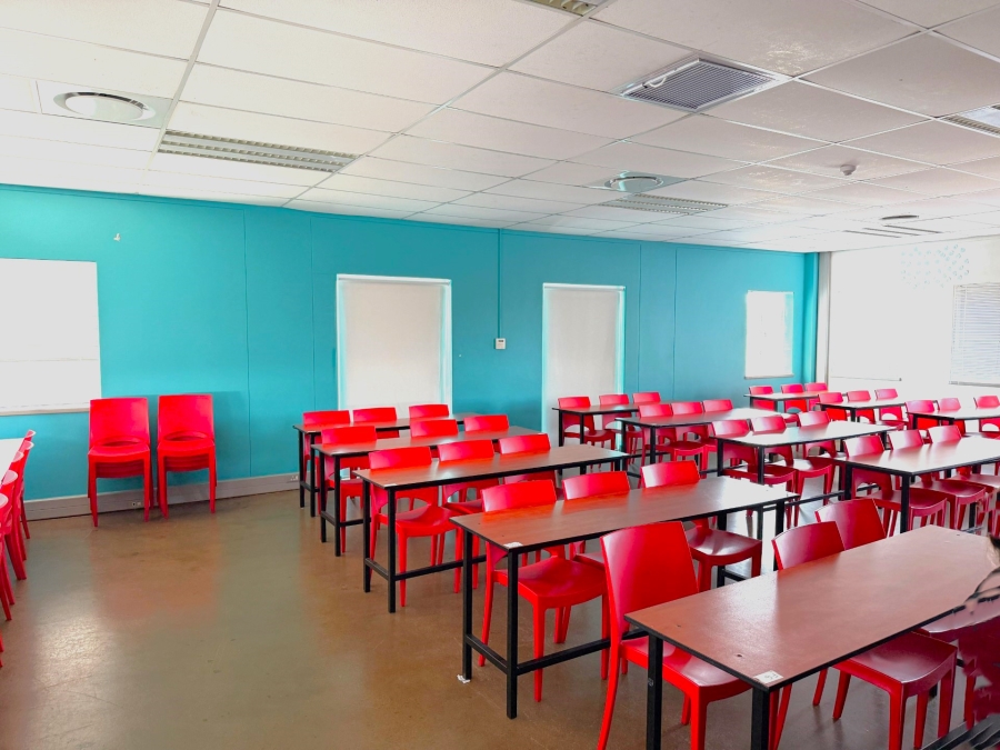 To Let Commercial Property for Rent in La Lucia KwaZulu-Natal