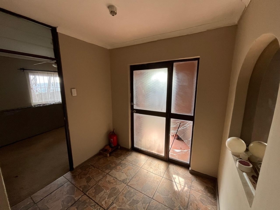 4 Bedroom Property for Sale in Brighton Beach KwaZulu-Natal