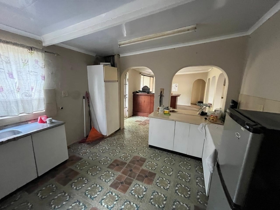 4 Bedroom Property for Sale in Brighton Beach KwaZulu-Natal