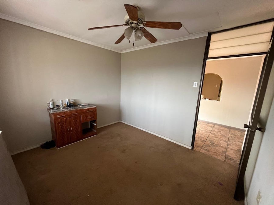 4 Bedroom Property for Sale in Brighton Beach KwaZulu-Natal