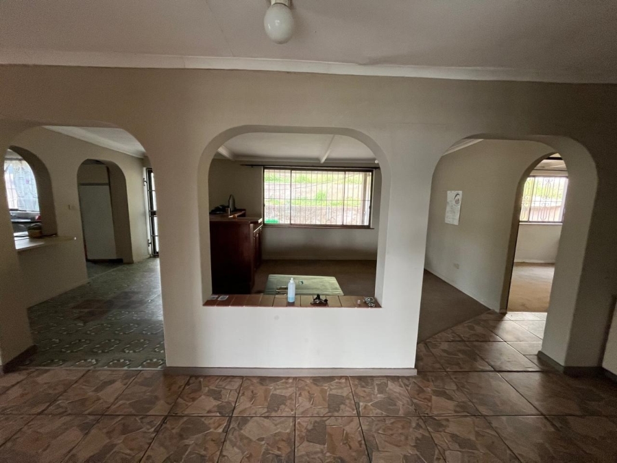 4 Bedroom Property for Sale in Brighton Beach KwaZulu-Natal