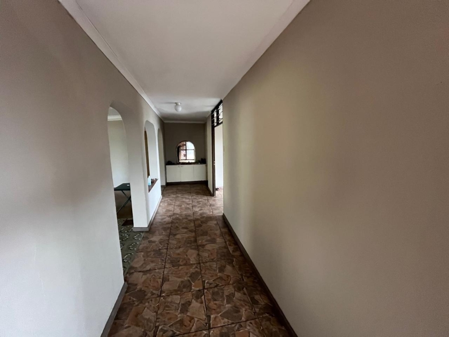 4 Bedroom Property for Sale in Brighton Beach KwaZulu-Natal