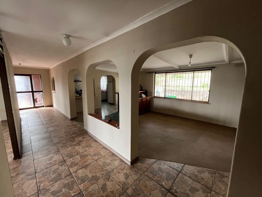 4 Bedroom Property for Sale in Brighton Beach KwaZulu-Natal