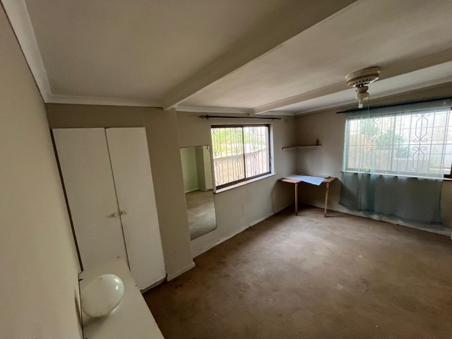 4 Bedroom Property for Sale in Brighton Beach KwaZulu-Natal