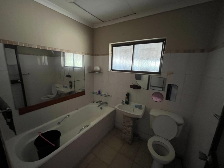 4 Bedroom Property for Sale in Brighton Beach KwaZulu-Natal