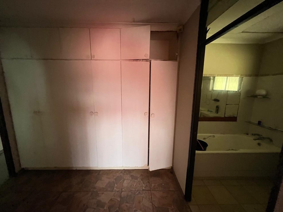 4 Bedroom Property for Sale in Brighton Beach KwaZulu-Natal