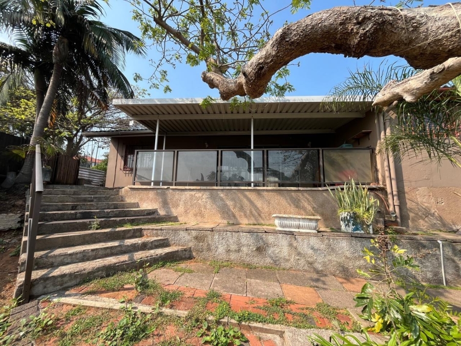 4 Bedroom Property for Sale in Brighton Beach KwaZulu-Natal