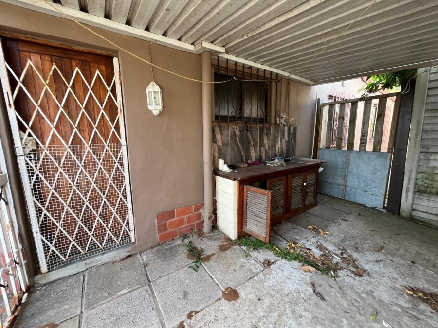 4 Bedroom Property for Sale in Brighton Beach KwaZulu-Natal