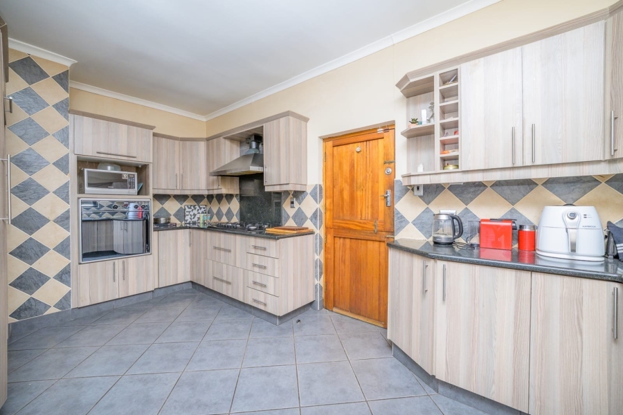 3 Bedroom Property for Sale in Ocean View KwaZulu-Natal