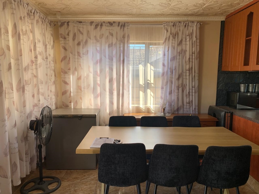 To Let 2 Bedroom Property for Rent in Brackenham KwaZulu-Natal