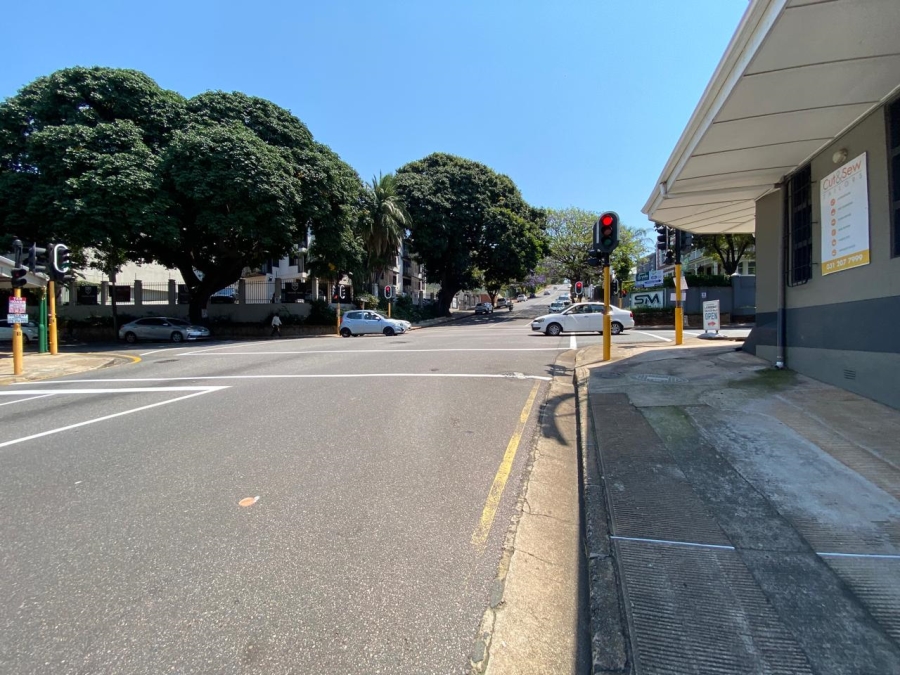 To Let Commercial Property for Rent in Greyville KwaZulu-Natal