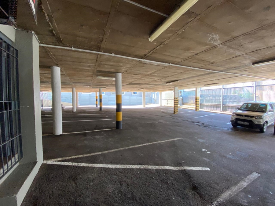 To Let Commercial Property for Rent in Greyville KwaZulu-Natal