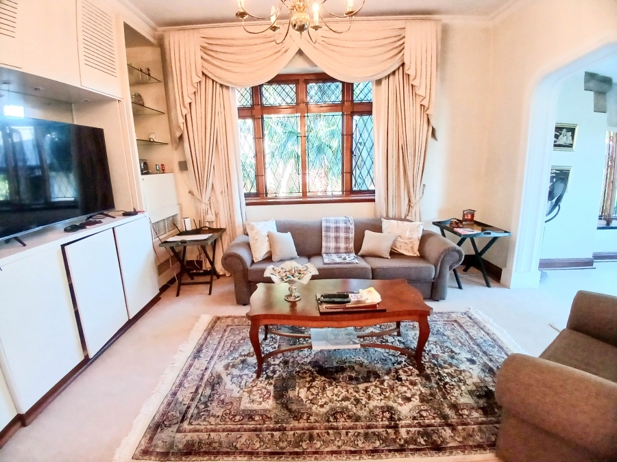6 Bedroom Property for Sale in Morningside KwaZulu-Natal