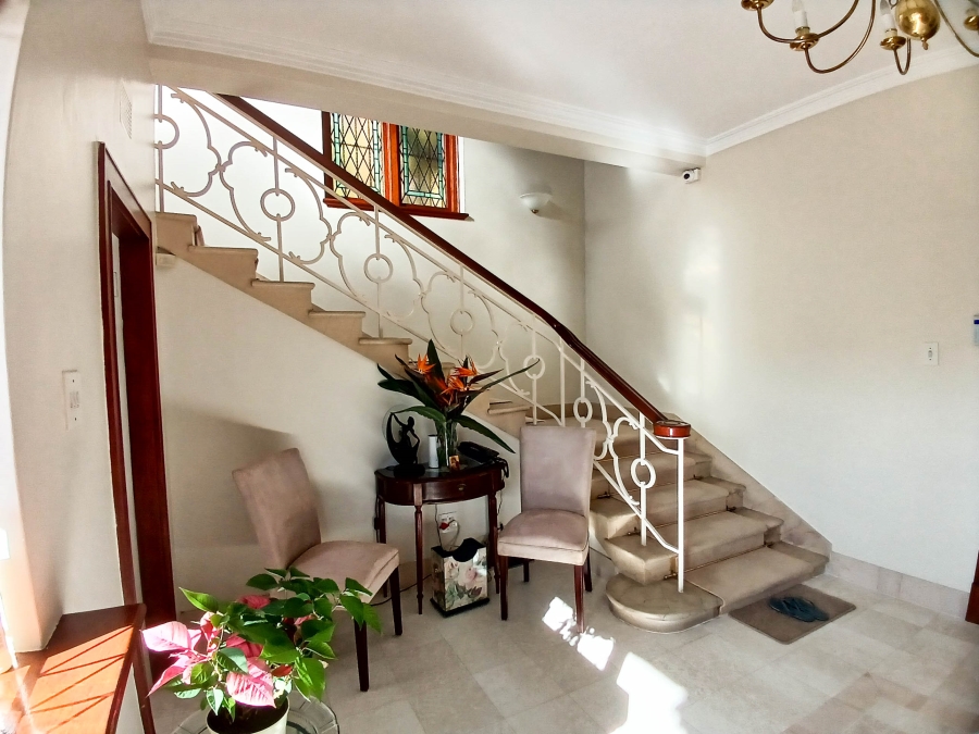 6 Bedroom Property for Sale in Morningside KwaZulu-Natal