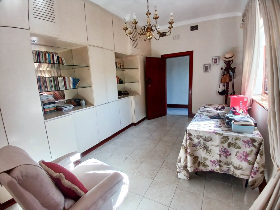 6 Bedroom Property for Sale in Morningside KwaZulu-Natal