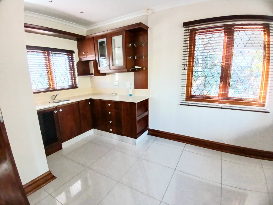 6 Bedroom Property for Sale in Morningside KwaZulu-Natal
