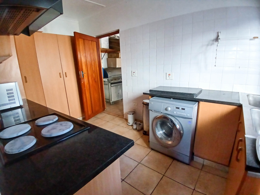 6 Bedroom Property for Sale in Morningside KwaZulu-Natal