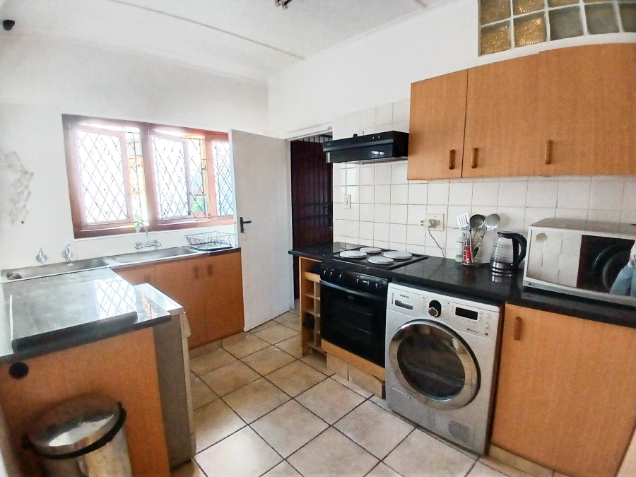 6 Bedroom Property for Sale in Morningside KwaZulu-Natal