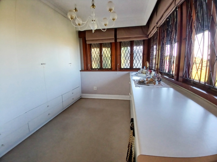 6 Bedroom Property for Sale in Morningside KwaZulu-Natal