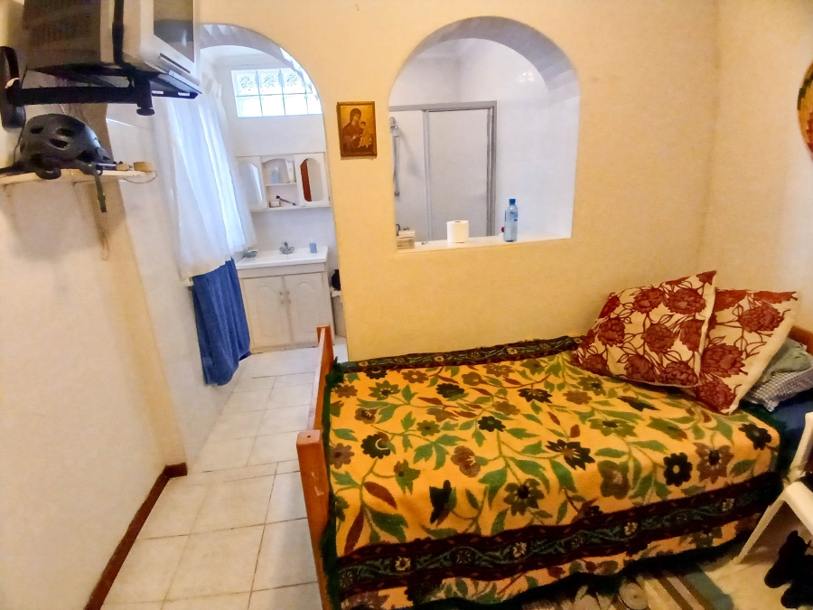 6 Bedroom Property for Sale in Morningside KwaZulu-Natal