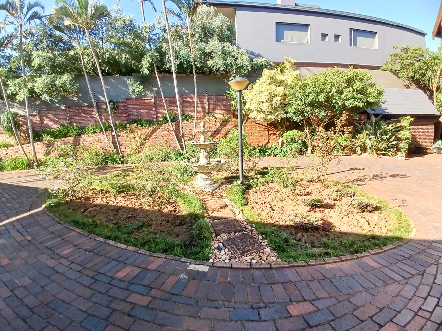 6 Bedroom Property for Sale in Morningside KwaZulu-Natal