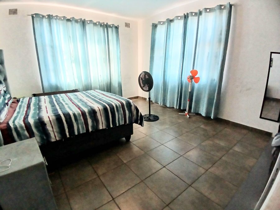 24 Bedroom Property for Sale in Umbilo KwaZulu-Natal
