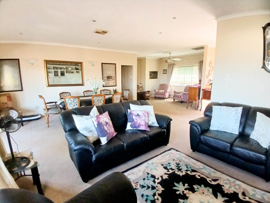 3 Bedroom Property for Sale in Glenwood KwaZulu-Natal