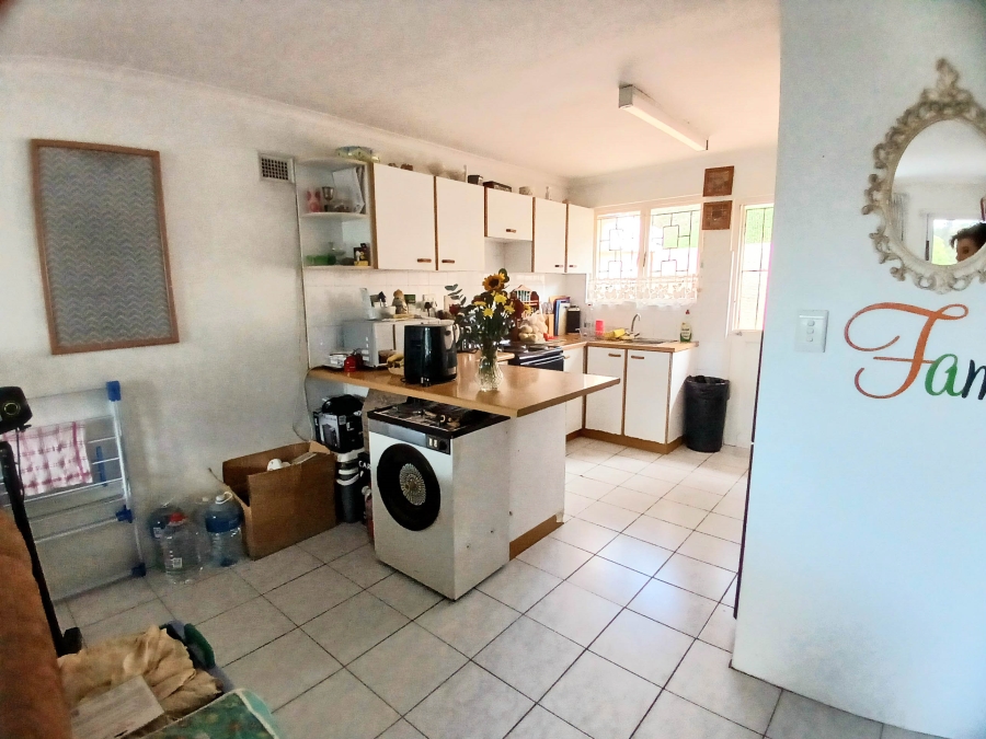 2 Bedroom Property for Sale in Sherwood KwaZulu-Natal