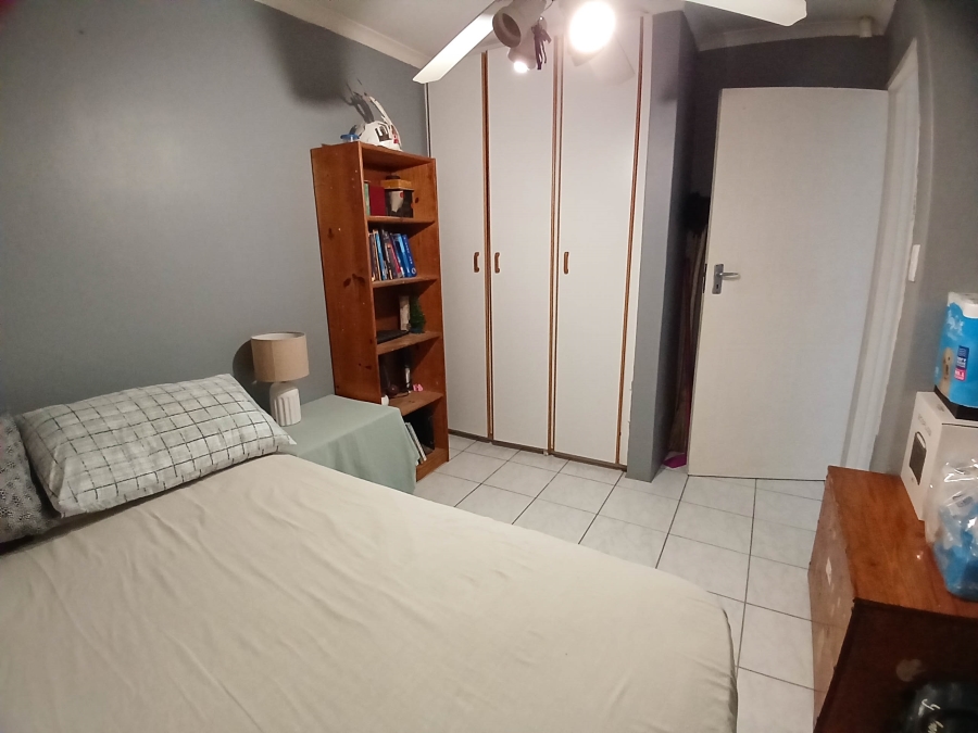 2 Bedroom Property for Sale in Sherwood KwaZulu-Natal