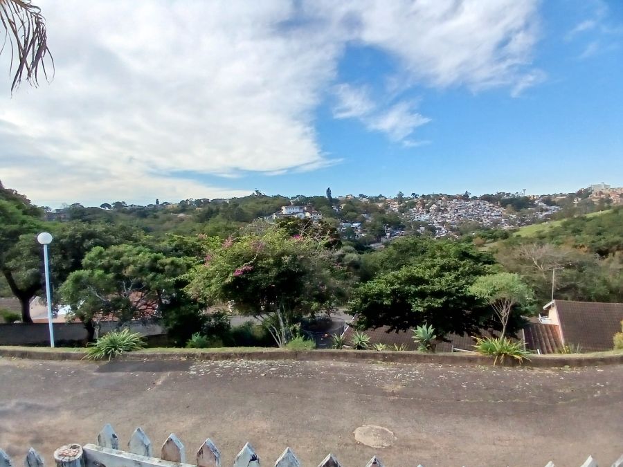 2 Bedroom Property for Sale in Sherwood KwaZulu-Natal