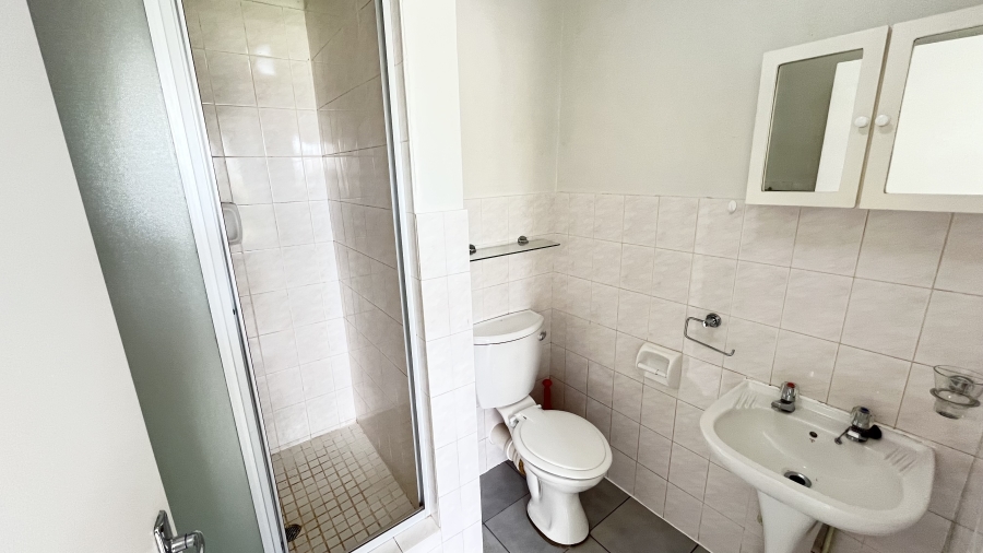 2 Bedroom Property for Sale in Umhlanga KwaZulu-Natal