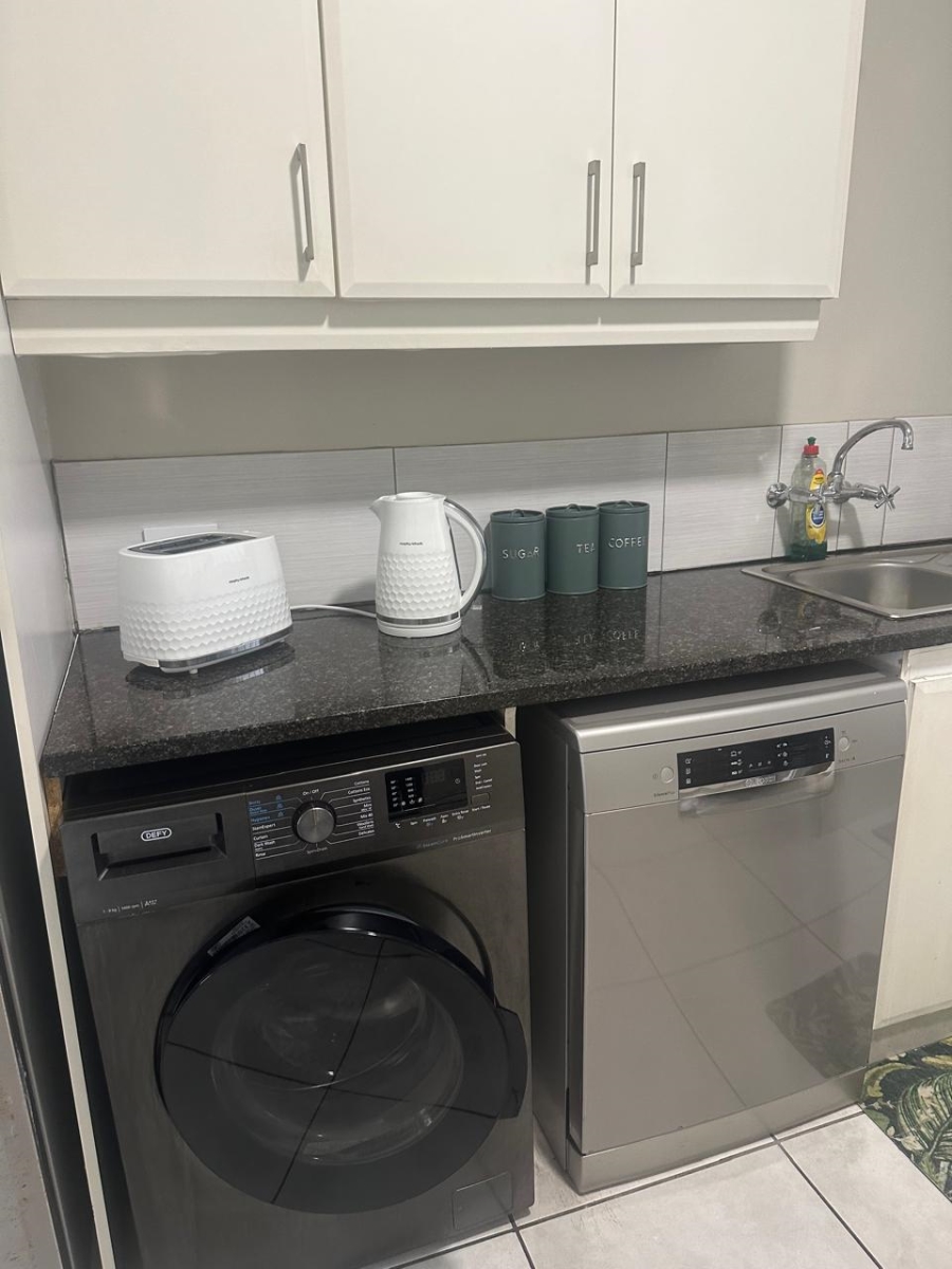To Let 3 Bedroom Property for Rent in Umhlanga KwaZulu-Natal