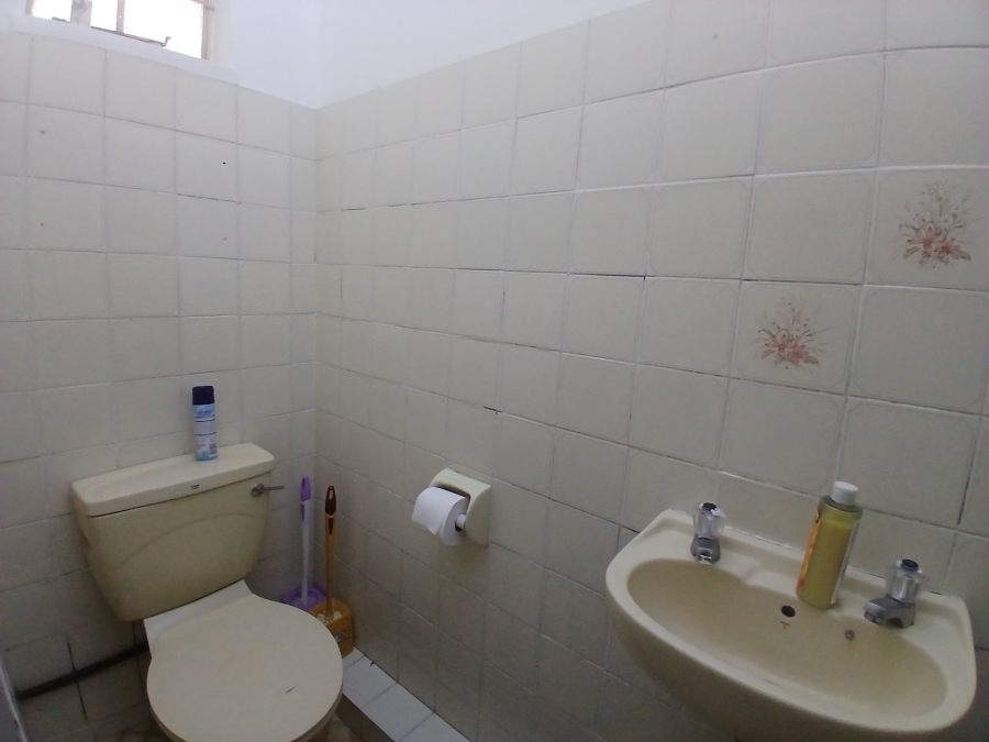 2 Bedroom Property for Sale in Morningside KwaZulu-Natal
