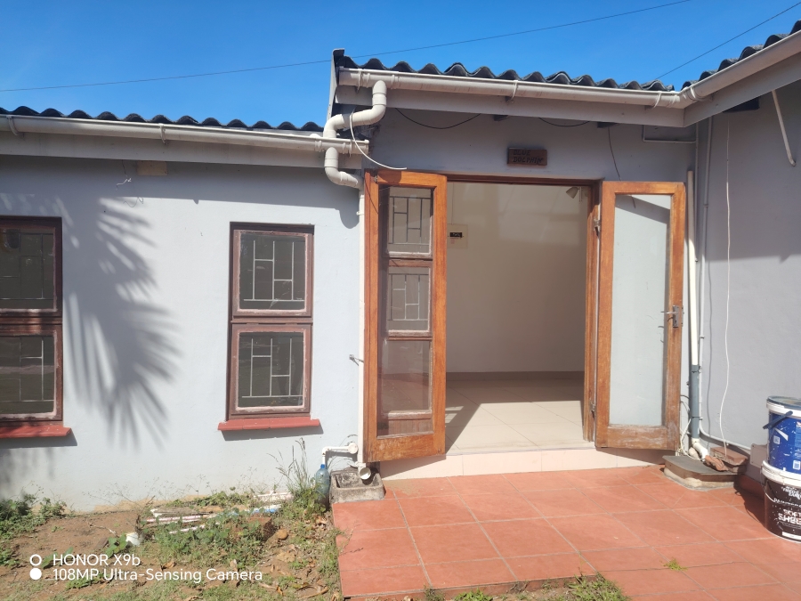 To Let 1 Bedroom Property for Rent in Bluff KwaZulu-Natal