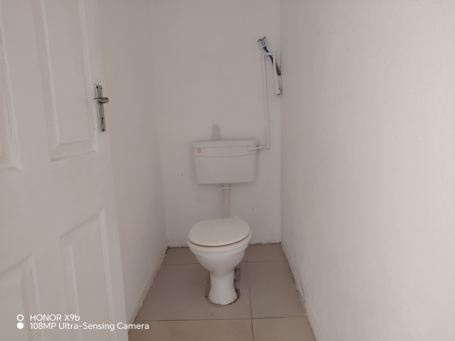 To Let 1 Bedroom Property for Rent in Bluff KwaZulu-Natal