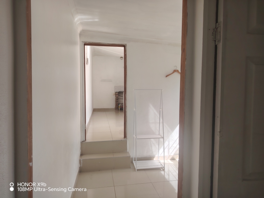 To Let 1 Bedroom Property for Rent in Bluff KwaZulu-Natal