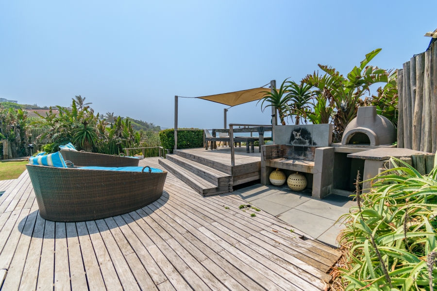 5 Bedroom Property for Sale in Salt Rock KwaZulu-Natal