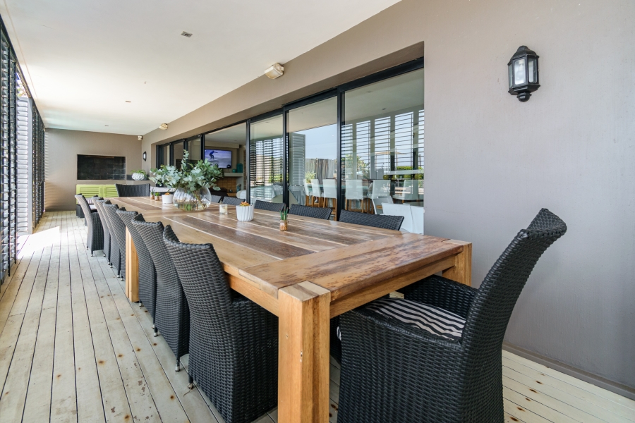 5 Bedroom Property for Sale in Salt Rock KwaZulu-Natal
